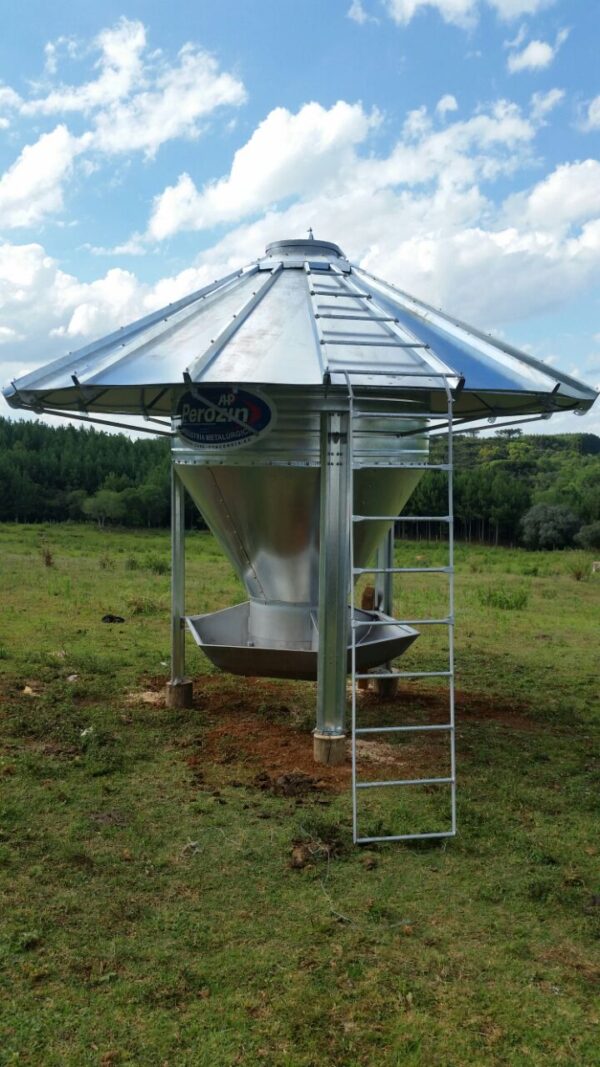 Silo Comedouro Móvel Capacidade: 4,7m³ - Imagem 6