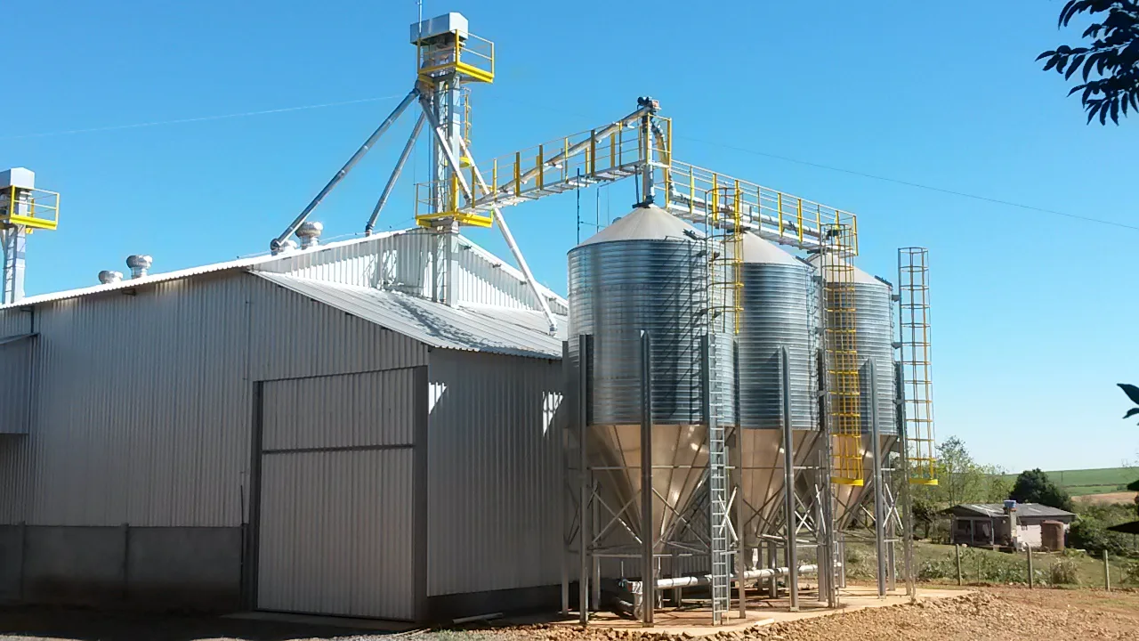 Fábrica de Rações Perozin - Imagem 11