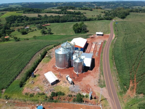 Silo Fundo Plano - Imagem 5