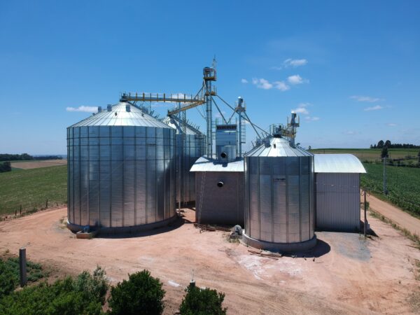 Silo Fundo Plano - Imagem 4