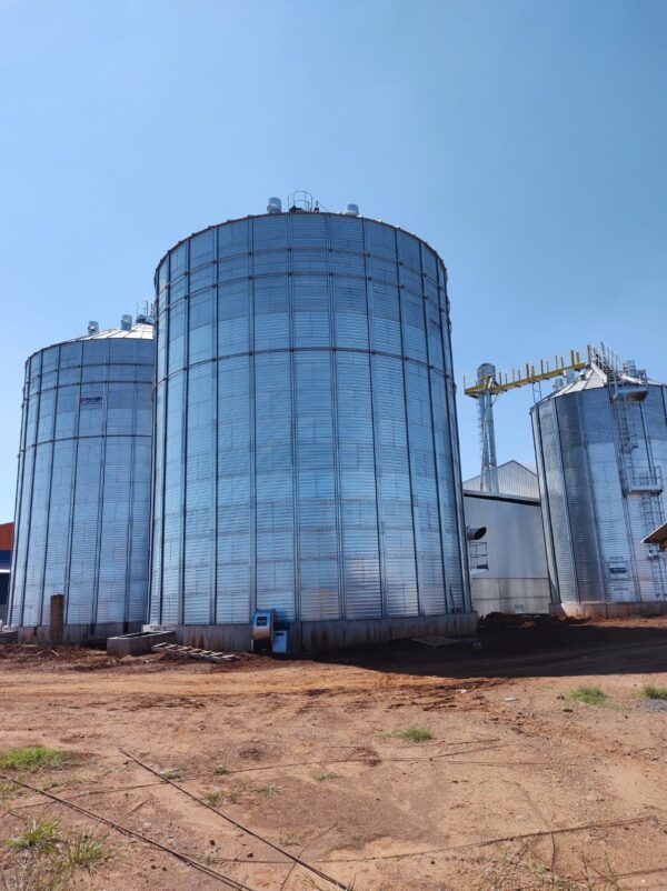 Silo Fundo Plano - Imagem 2